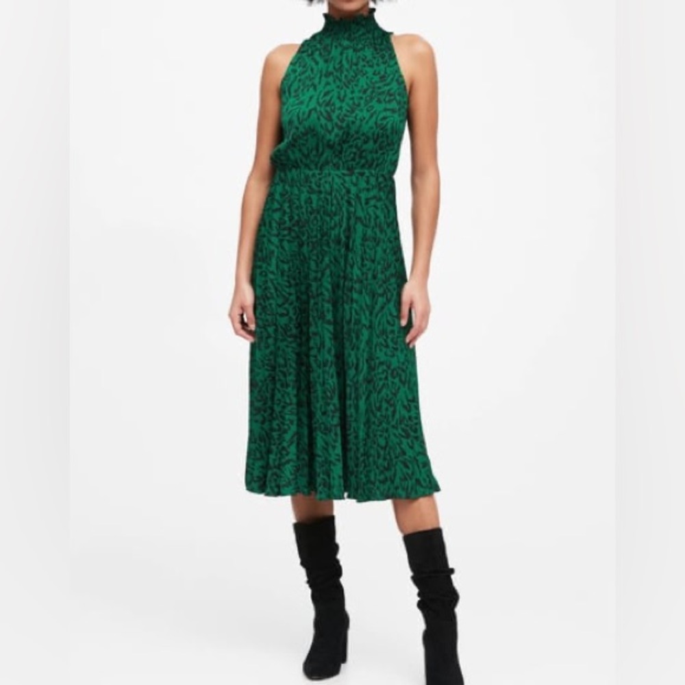 Banana Republic Green Dress